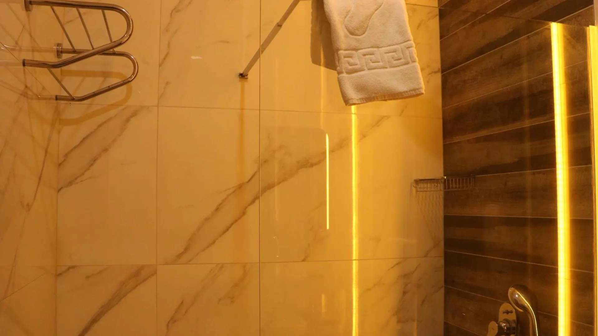 ****  Isnova Hotel Airport Antalya Turkey